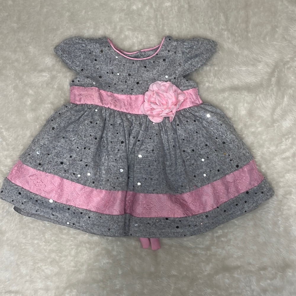 *5/25* Baby girl grey and pink dress 😍 3-6 months
